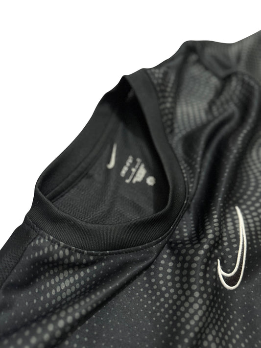Nike Dri-FIT Graphic Shirt
