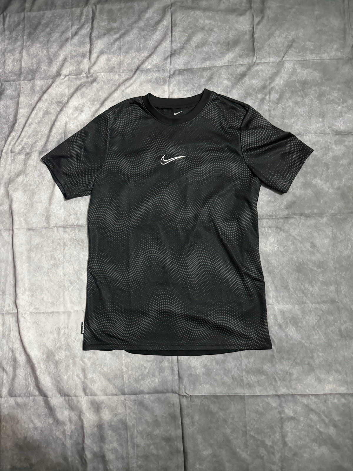 Nike Dri-FIT Graphic Shirt